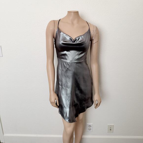 [Urban Outfitters] Silver Metallic Asymmetrical Mallory Mini Dress Size Medium M - Picture 2 of 12